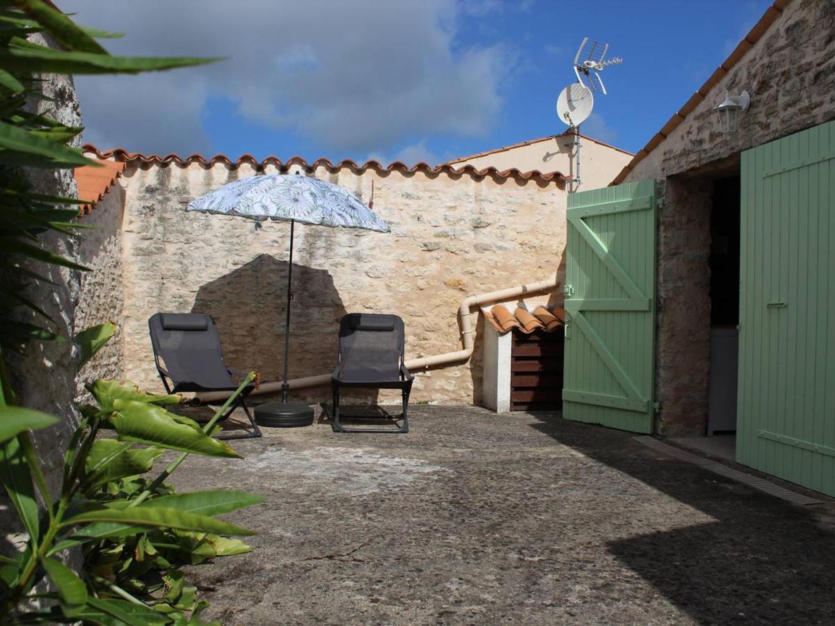 Maison Calme A Saint-Pierre-D'Oleron, 4 Couchages, Proche Commerces, Cour Ensoleillee, Parking. - Fr-1-246A-79 エクステリア 写真